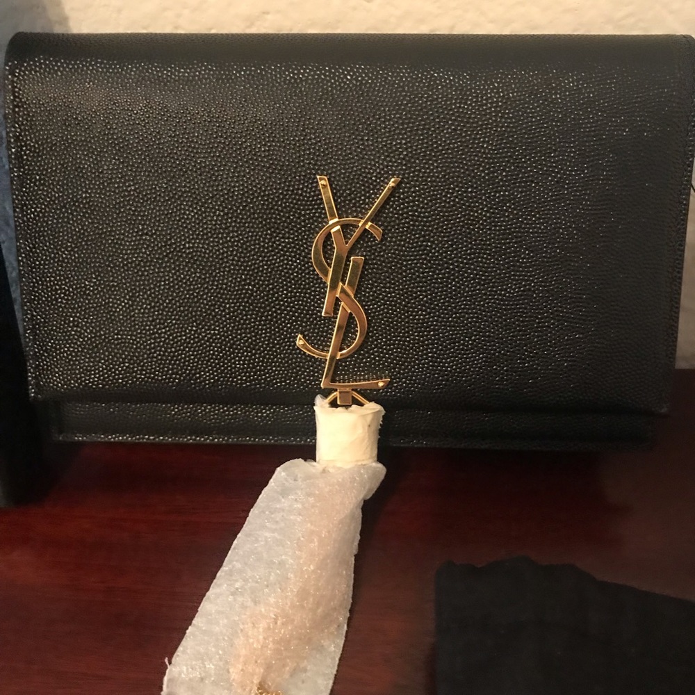 YSL CHAIN WALLET